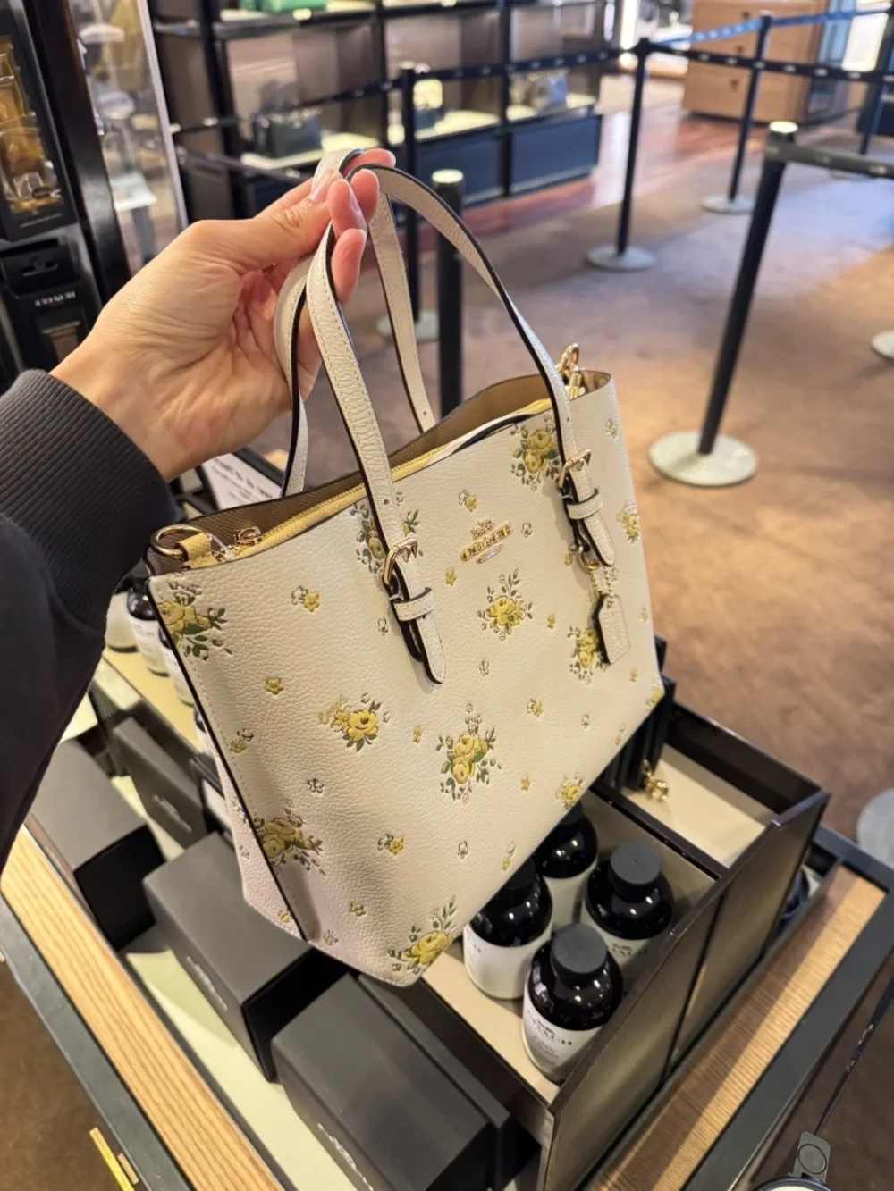 Coach CAL44-IMCAH Women's Mollie Tote Bag 25 with Floral Print